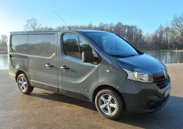 RENAULT TRAFIC 