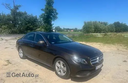 MERCEDES-BENZ Klasa E 