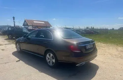 MERCEDES-BENZ Klasa E 