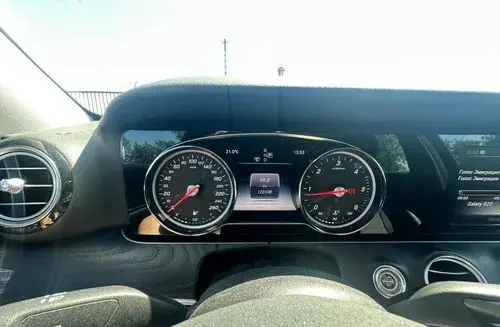 MERCEDES-BENZ Klasa E 