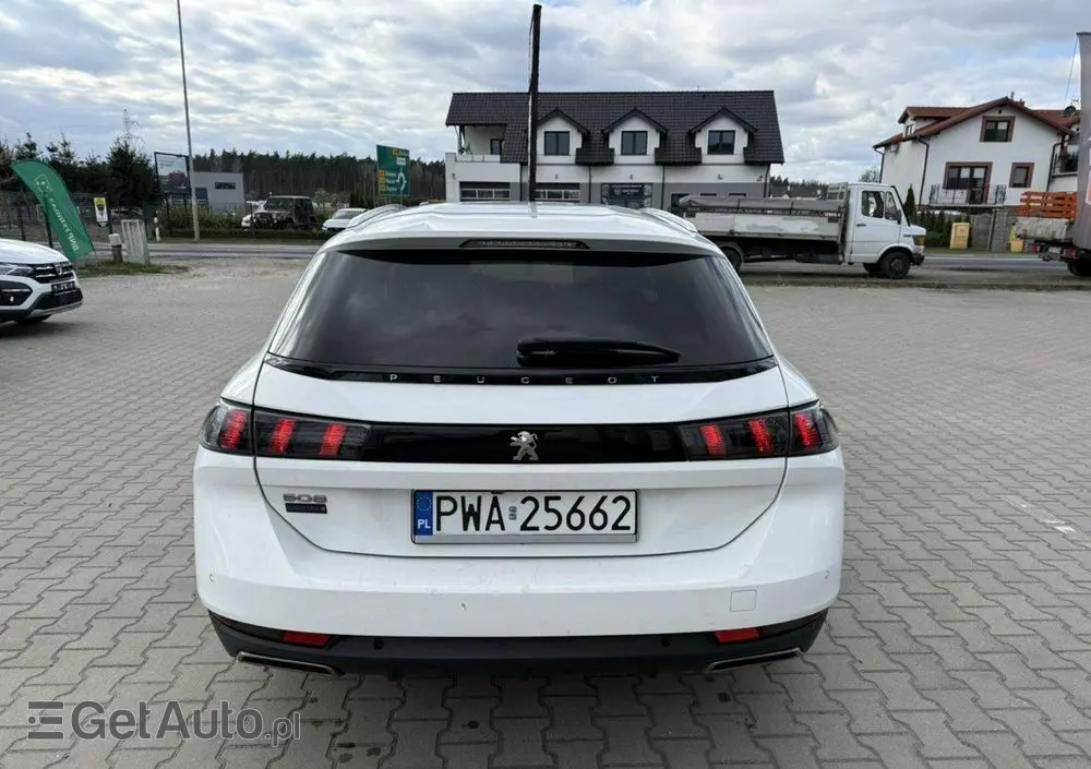 PEUGEOT 508 BlueHDi 130 EAT8 Allure Pack