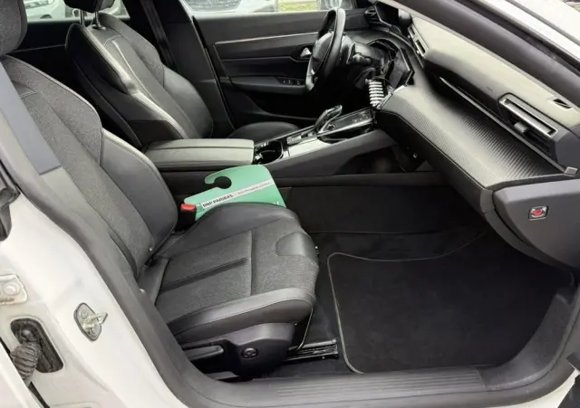 PEUGEOT 508 BlueHDi 130 EAT8 Allure Pack
