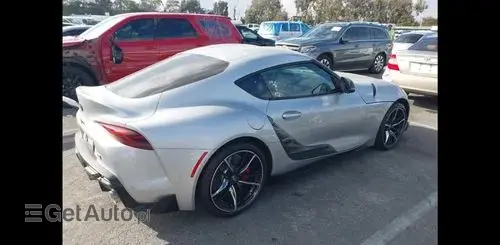 TOYOTA Supra 