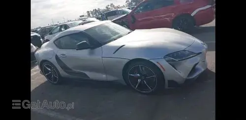 TOYOTA Supra 