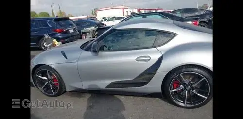 TOYOTA Supra 