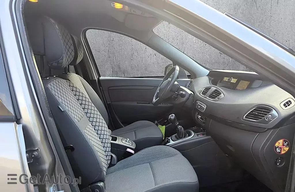 RENAULT Scenic 