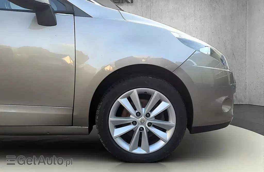 RENAULT Scenic 