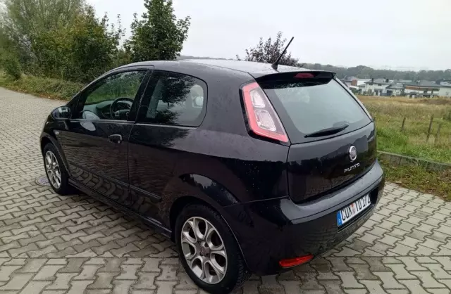 FIAT Punto 1.4 8V (77 KM) Natural Power