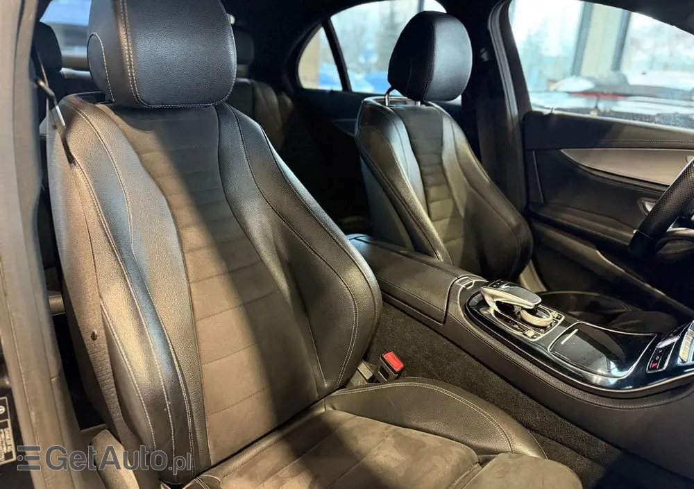 MERCEDES-BENZ Klasa E 220 d 9G-TRONIC AMG Line