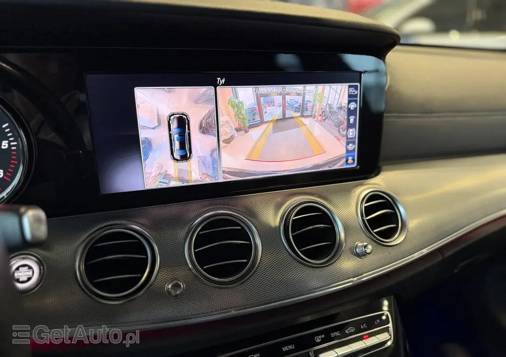 MERCEDES-BENZ Klasa E 220 d 9G-TRONIC AMG Line