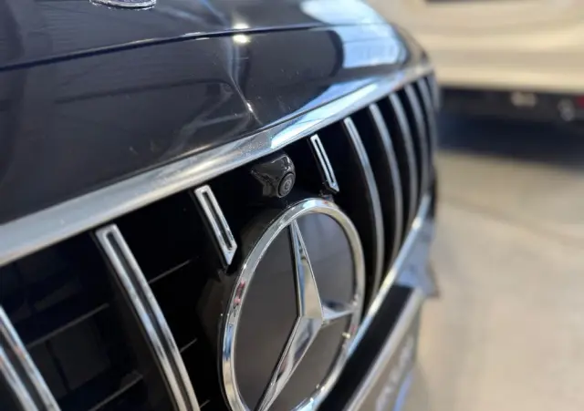 MERCEDES-BENZ Klasa E 220 d 9G-TRONIC AMG Line