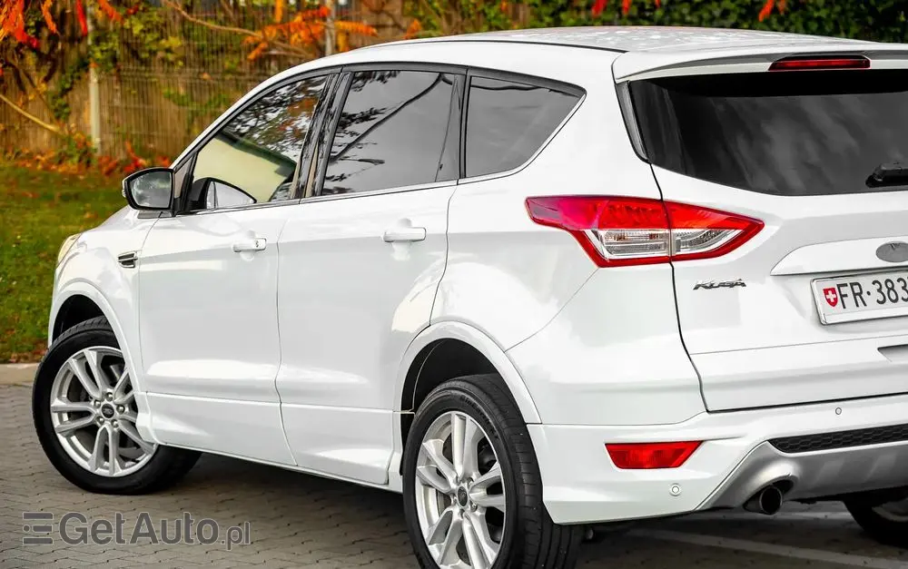 FORD Kuga 1.6 EcoBoost 4x4 Titanium