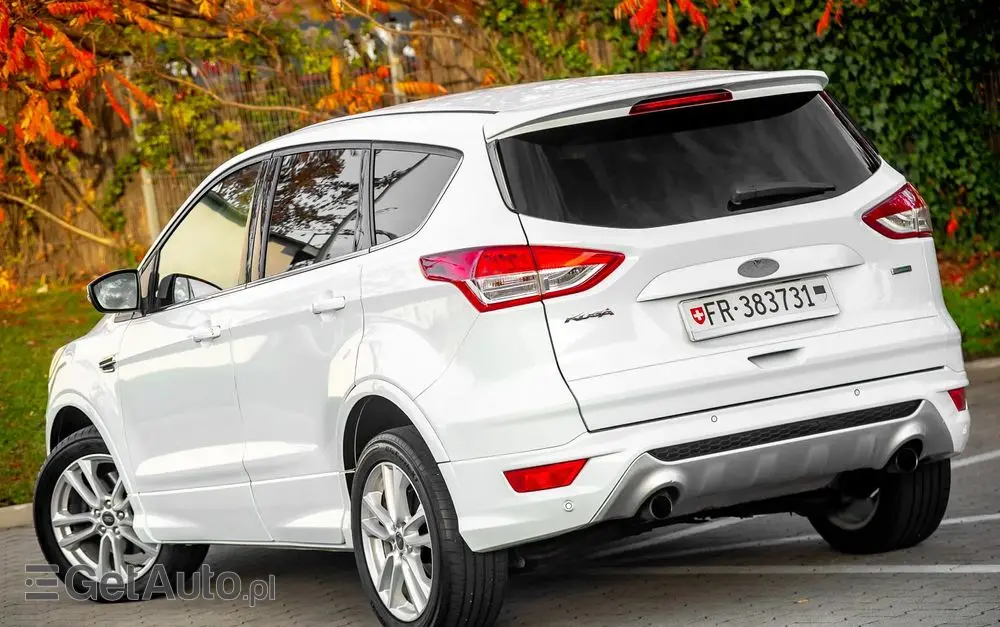 FORD Kuga 1.6 EcoBoost 4x4 Titanium