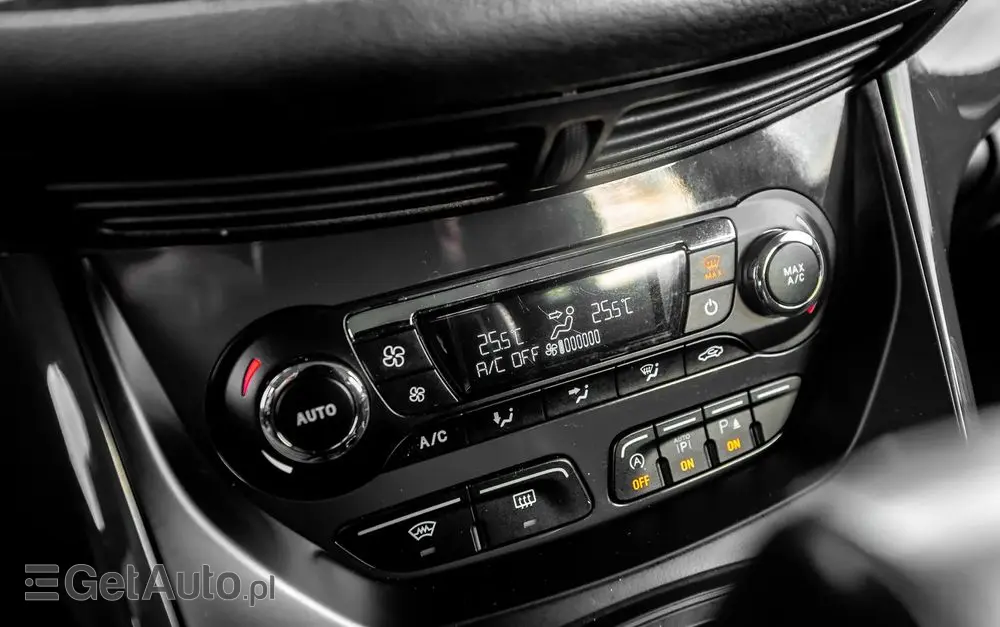 FORD Kuga 1.6 EcoBoost 4x4 Titanium