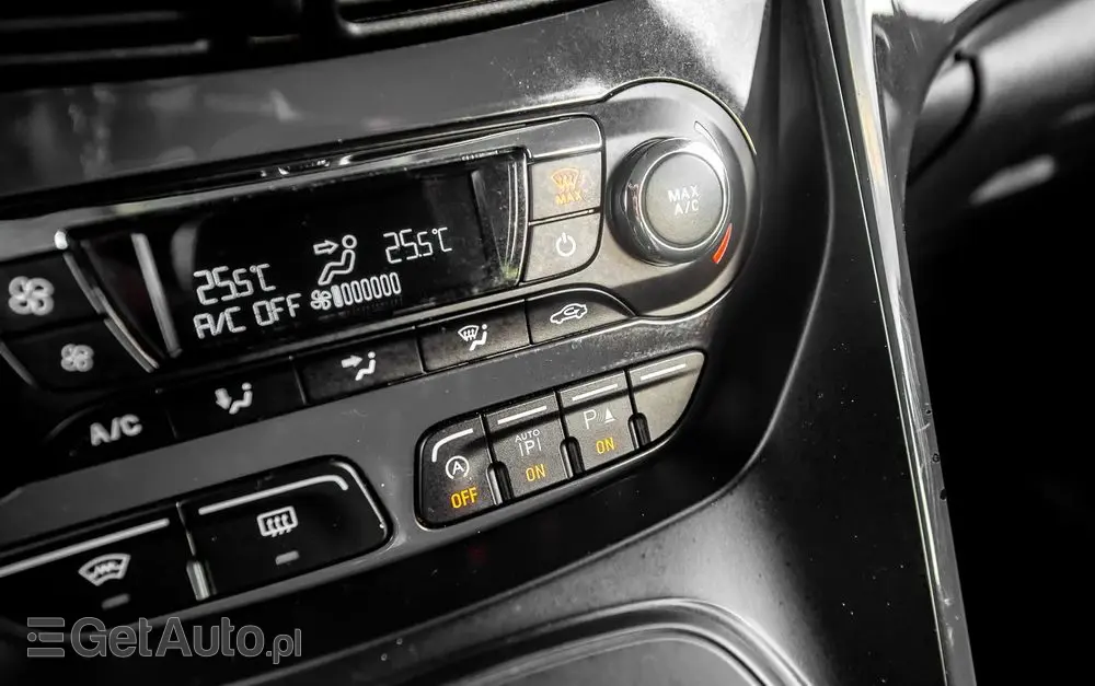 FORD Kuga 1.6 EcoBoost 4x4 Titanium