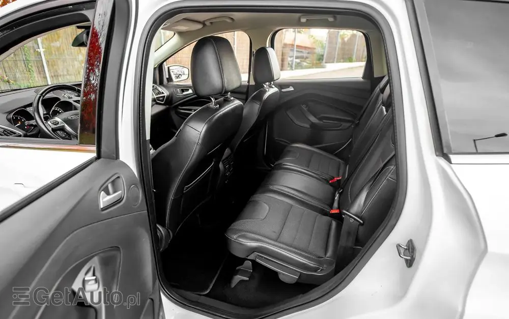 FORD Kuga 1.6 EcoBoost 4x4 Titanium