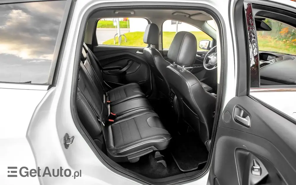 FORD Kuga 1.6 EcoBoost 4x4 Titanium