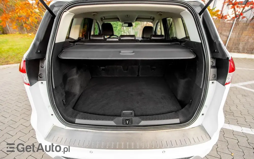 FORD Kuga 1.6 EcoBoost 4x4 Titanium