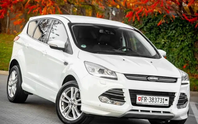 FORD Kuga 1.6 EcoBoost 4x4 Titanium