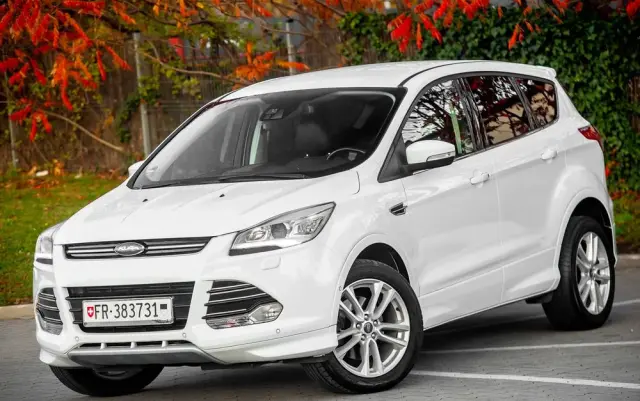 FORD Kuga 1.6 EcoBoost 4x4 Titanium