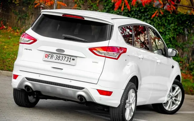 FORD Kuga 1.6 EcoBoost 4x4 Titanium
