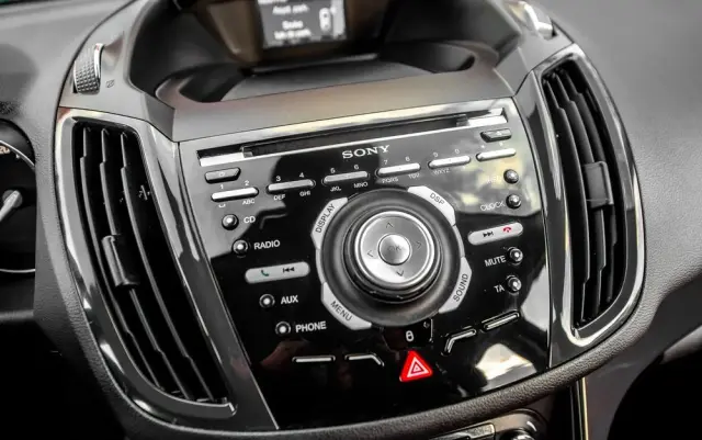 FORD Kuga 1.6 EcoBoost 4x4 Titanium