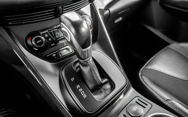 FORD Kuga 1.6 EcoBoost 4x4 Titanium