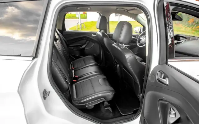 FORD Kuga 1.6 EcoBoost 4x4 Titanium