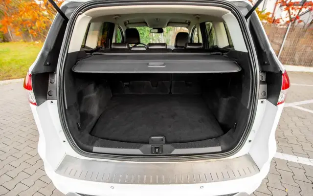 FORD Kuga 1.6 EcoBoost 4x4 Titanium