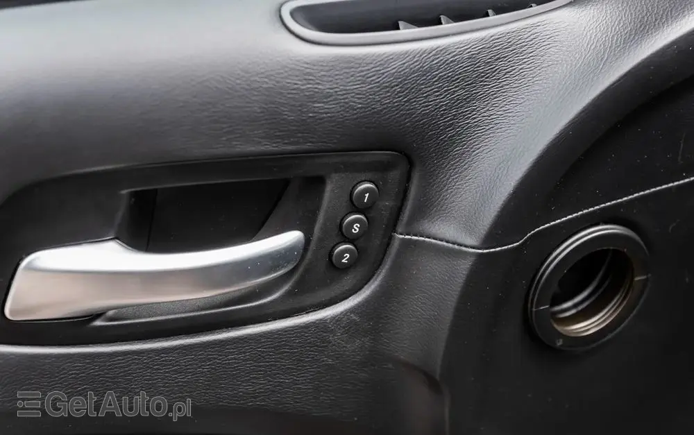 LANCIA Thema 3.6 Executive AWD