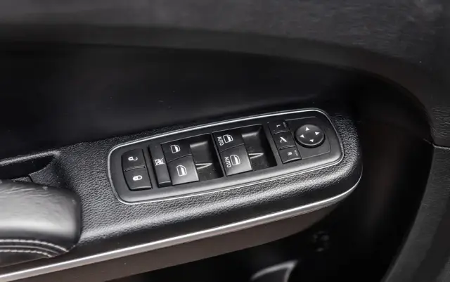 LANCIA Thema 3.6 Executive AWD