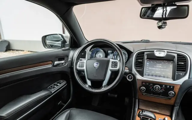 LANCIA Thema 3.6 Executive AWD