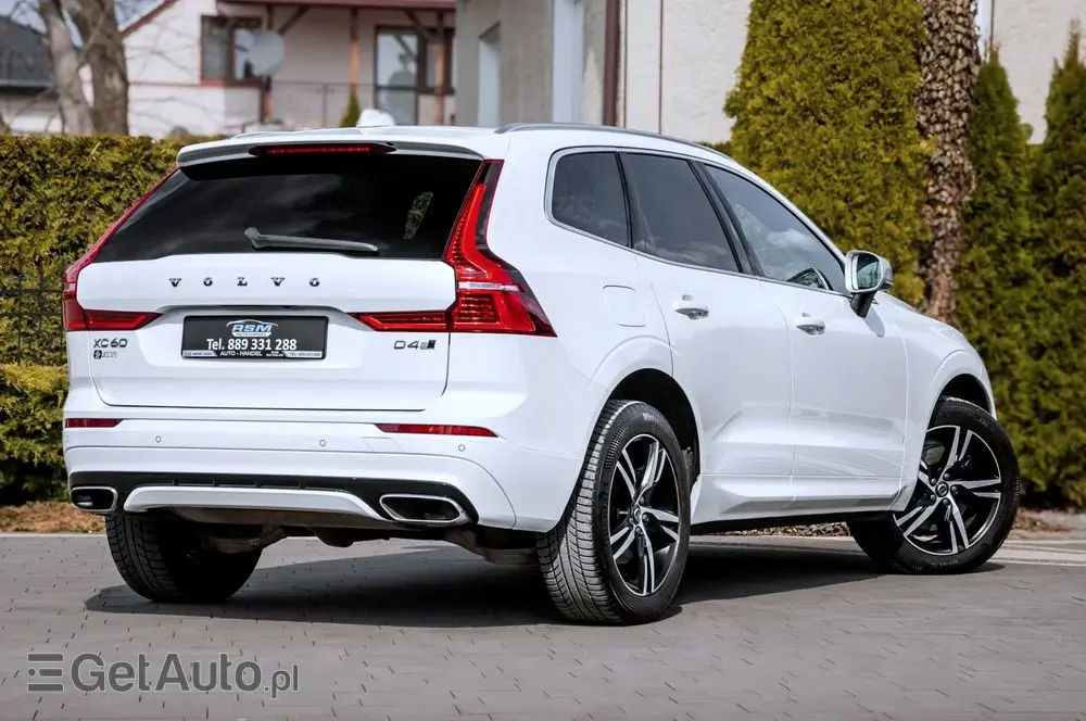 VOLVO XC 60 D4 AWD Geartronic RDesign