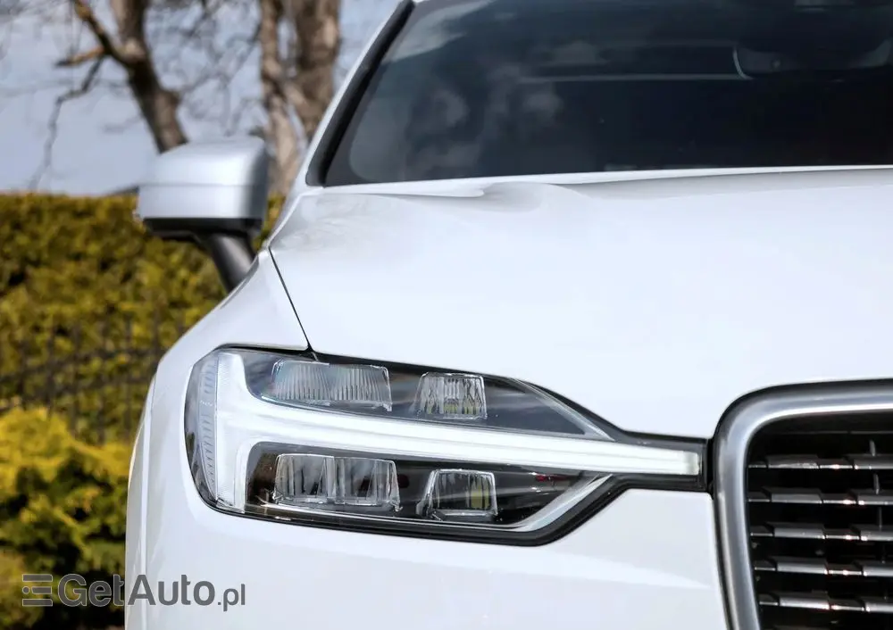 VOLVO XC 60 D4 AWD Geartronic RDesign