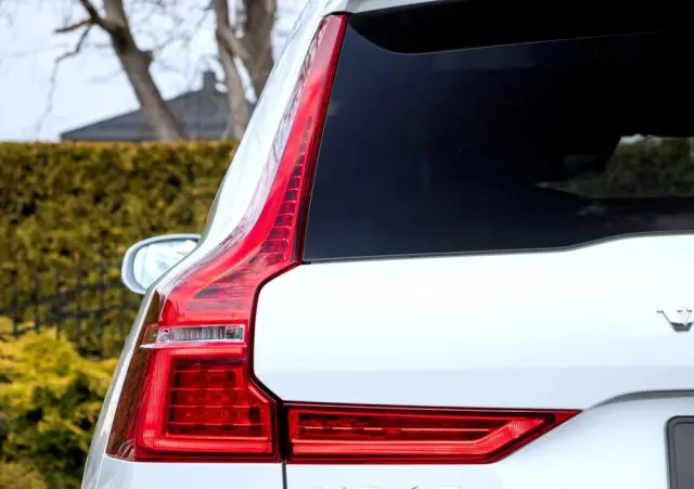 VOLVO XC 60 D4 AWD Geartronic RDesign