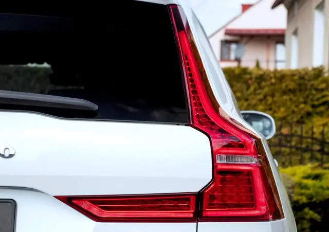 VOLVO XC 60 D4 AWD Geartronic RDesign