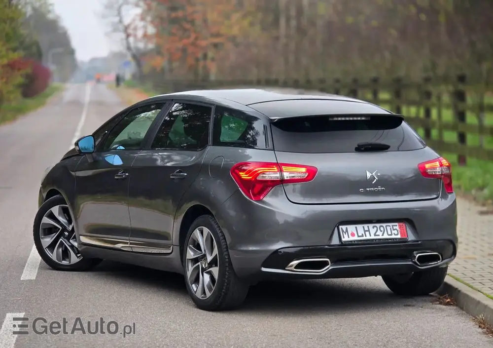 CITROËN DS5 2.0 HDi SportChic