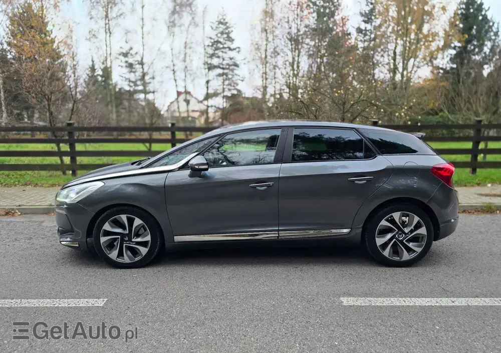 CITROËN DS5 2.0 HDi SportChic