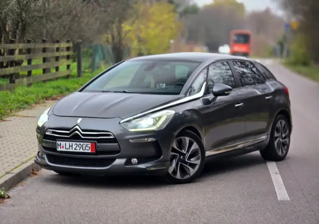 CITROËN DS5 2.0 HDi SportChic