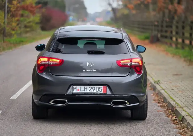 CITROËN DS5 2.0 HDi SportChic