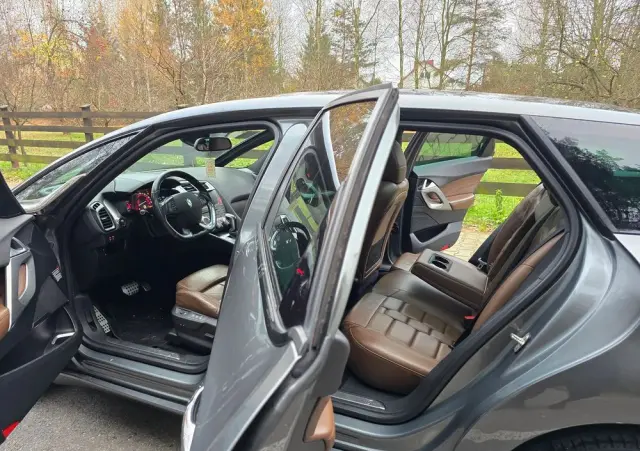 CITROËN DS5 2.0 HDi SportChic