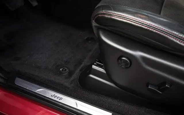 JEEP Grand Cherokee 3.0 V6 Multijet 4WD Automatik Trailhawk