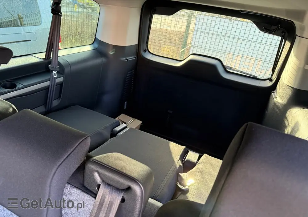 PEUGEOT Traveller 2.0 BlueHDi Long Business EAT8