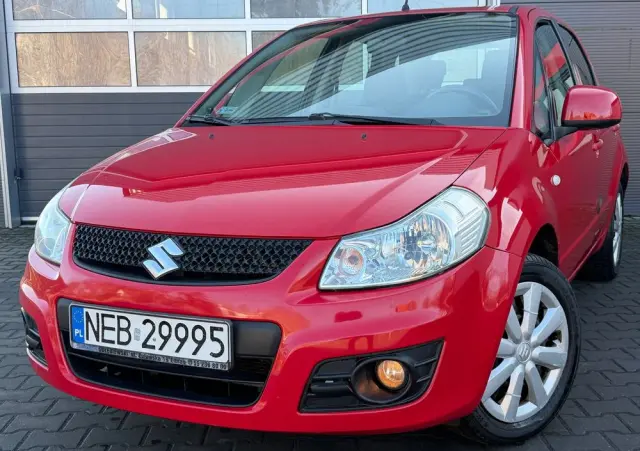 SUZUKI SX4 1.6 GLX / Comfort