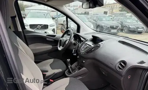 FORD Tourneo Courier 