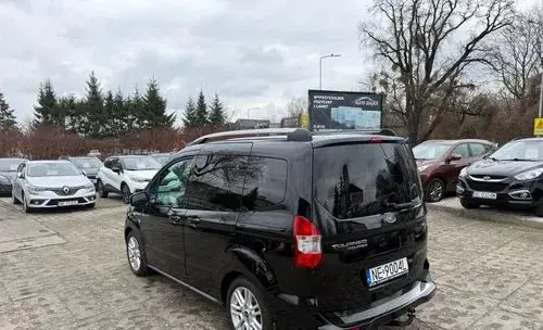 FORD Tourneo Courier 