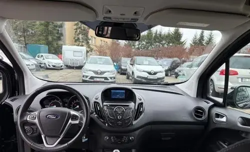 FORD Tourneo Courier 