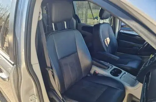DODGE Grand Caravan 