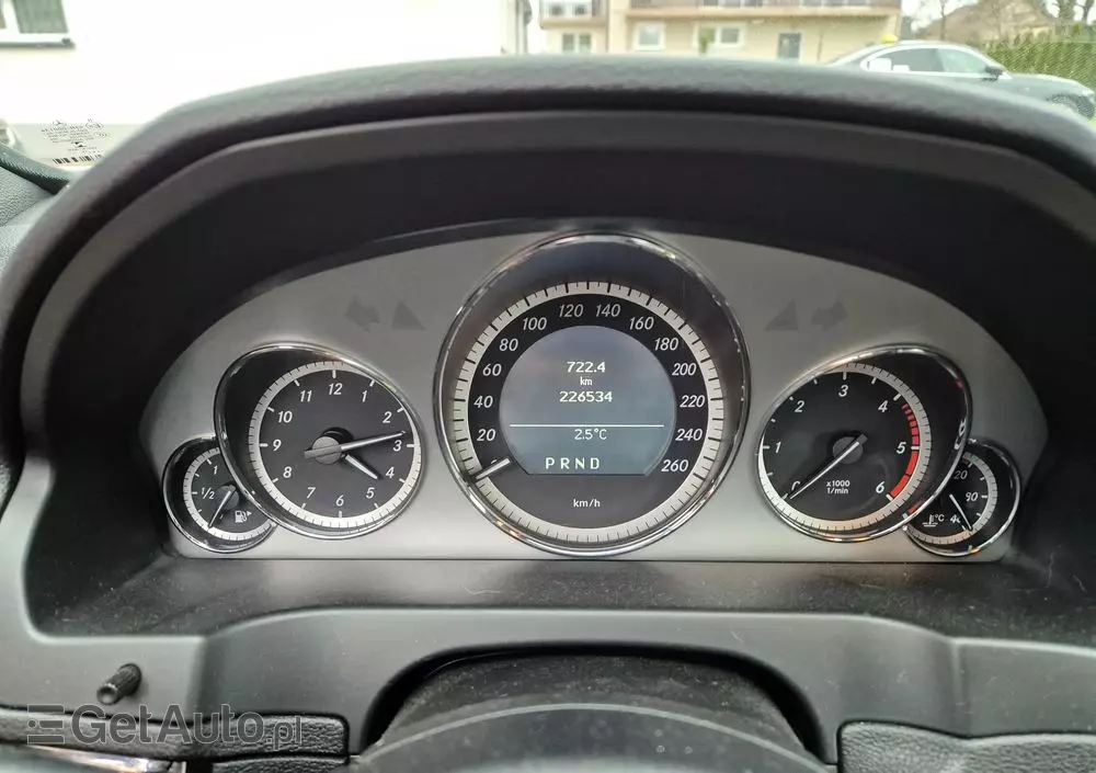 MERCEDES-BENZ Klasa E 