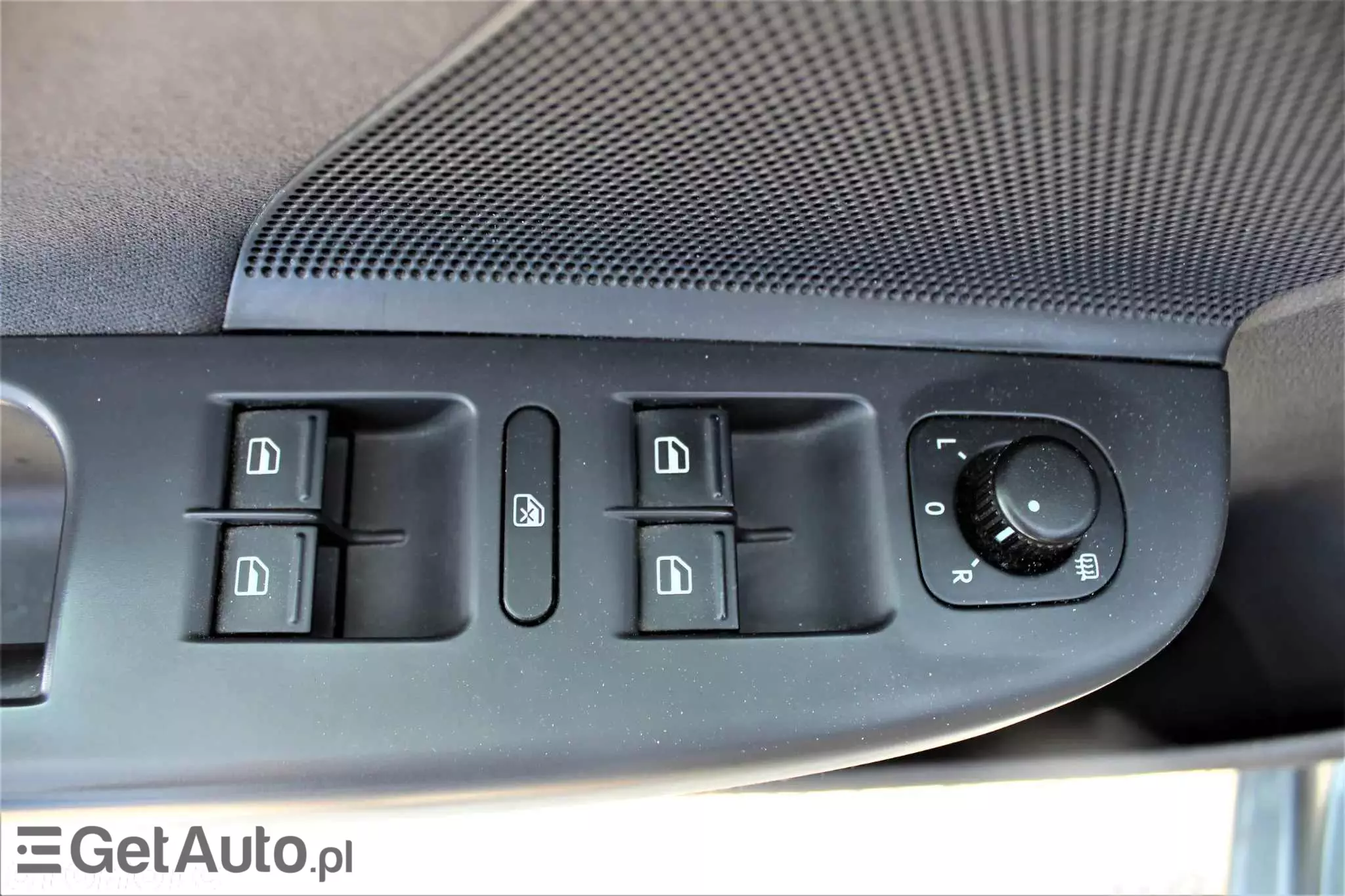 VOLKSWAGEN Golf Variant 1.9 TDI DPF Trendline BlueMotion